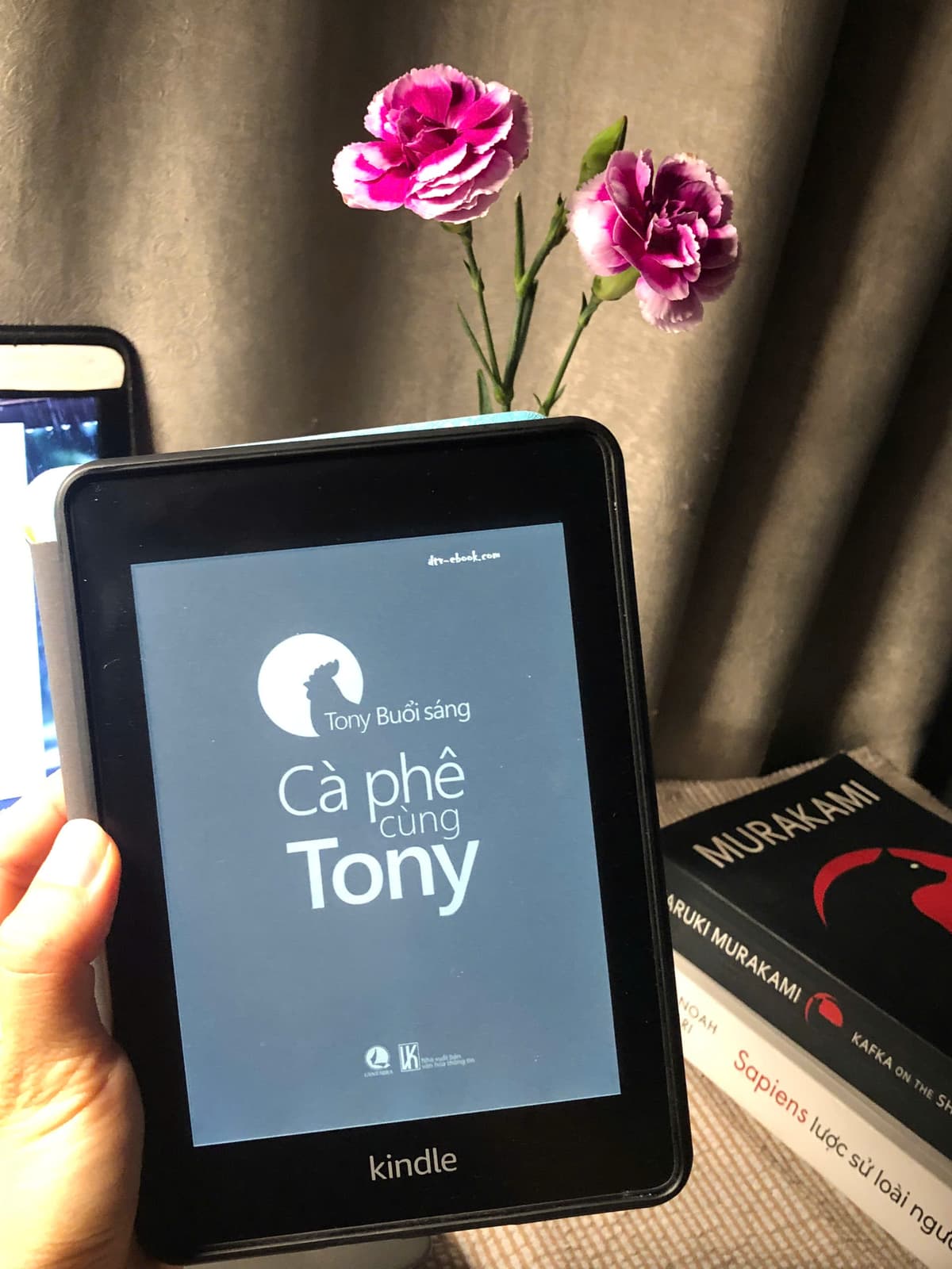 ĐÁNH GIÁ MÁY ĐỌC SÁCH KINDLE CÓ ƯU VÀ NHƯỢC ĐIỂM GÌ 